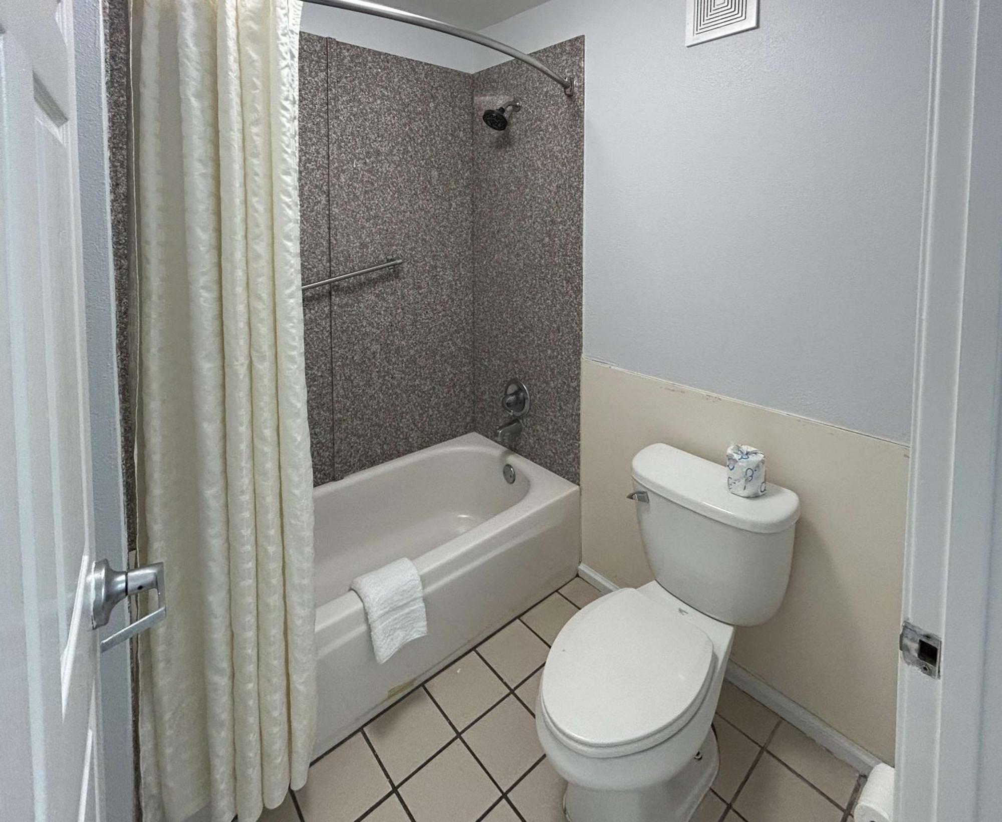 Motel 6 Denham Springs, La Exteriör bild